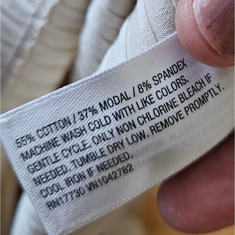 Universal Thread CreamWomen's Top - Picture 11 of 11